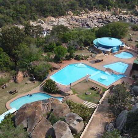 Gooderson Natal Spa Hot Springs Resort Paulpietersburg Exterior foto